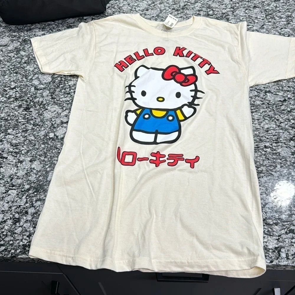 Aeropostale hello kitty T-shirt women’s in small